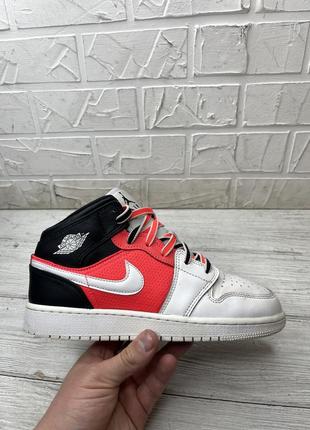 Кроссовки nike air jordan