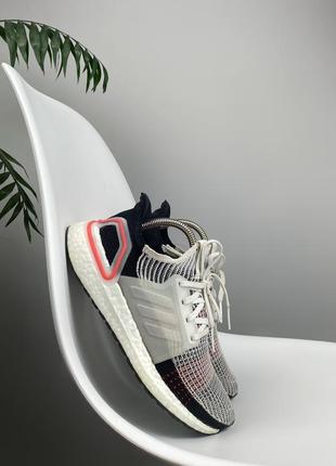 Оригінальні кросівки adidas ultraboost 19 розмір 38.5 устілка 24