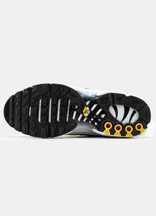 Nike air max plus tn black white 4