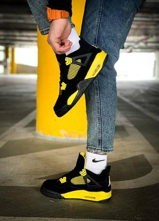 Чоловічі кросівки nike air jordan 4 retro "thunder"