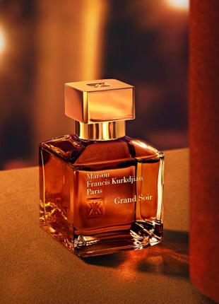 Eau de parfum Aqua Media. 250 70ml grand soir