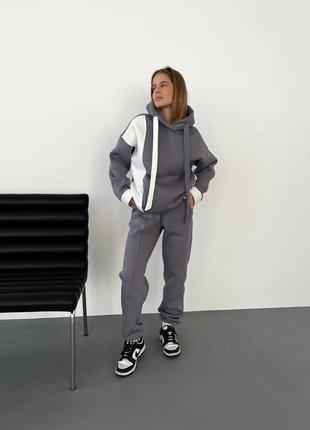 Спортивний костюм