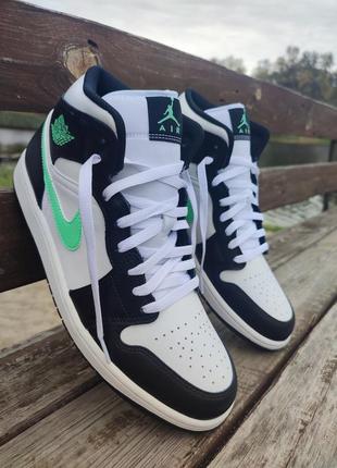 Кросівки  jordan 1 mid dq8426 103 оригінал