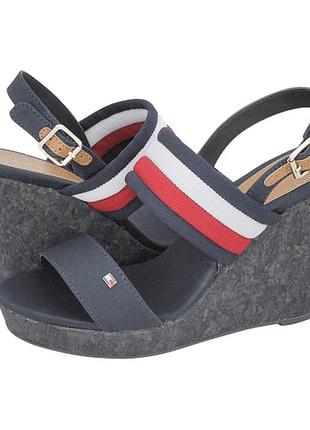 Босоножки tommy hilfiger на платформе