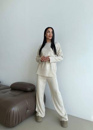Костюм спортивний вʼязка беж білий