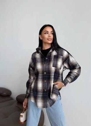 Женская рубашка в клетку