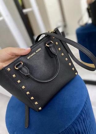 Черная кожаная сумка michael kors оригинал8 фото