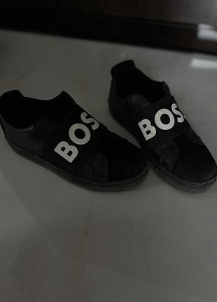 Мальчишки кроссовки boss
