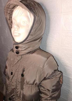 Тепла демісезонна дитяча курточка на хлопчика 4 роки3 фото