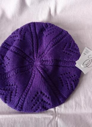 Теплий берет шапка в"язаний з вовною