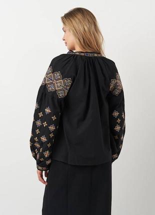 Колоритная блуза вышиванка, украинская вышиванка, этатно рубашка с вышивкой