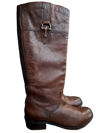 Жіночі шкіряні сапоги