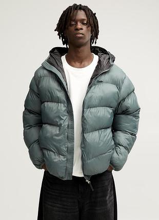 Стеганый комбинированный пуховик с капюшоном в сером цвете pull&bear