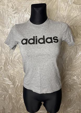 Футболка жіноча від adidas