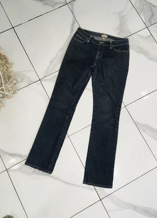 Оригинальные синие джинсы с потертым низом karen millen м