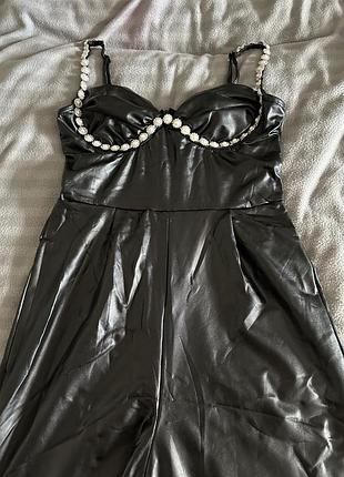 Новый черный кожаный комбинезон