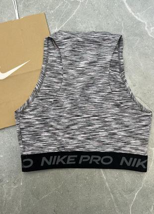 Топ nike pro 2