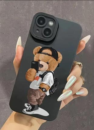 Чехол с трендовым мишкой на iphone от x до 15 pro max