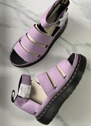 Босоножки dr martens