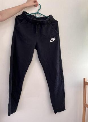 Штаны спортивные теплые на подростка от nike xs-m