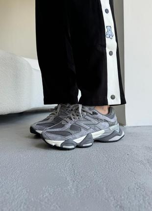 Жіночі кросівки new balance 9060 grey нью беланс сірого кольору