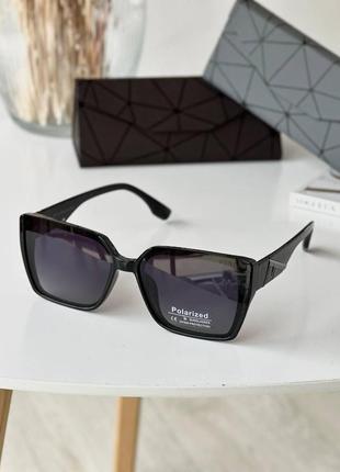 Солнцезащитные очки женские  fendi polarized защита uv400