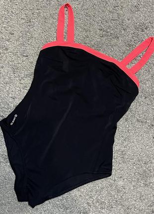 Оригинал.новый,спортивный,слитный,совместный купальник decathlon