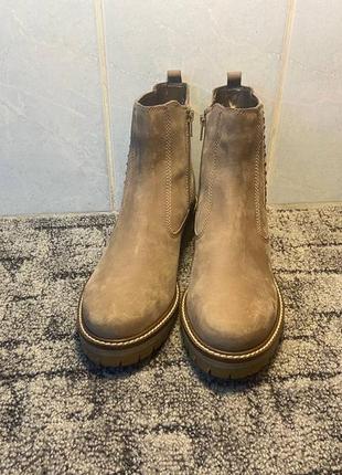 Шкіряні черевики bugatti 40р