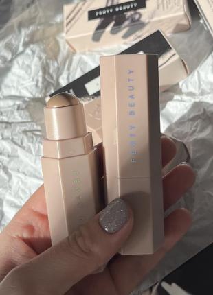 Скульптор для обличчя fentybeauty amber