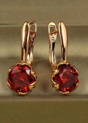 Сережки медичне золото xuping jewelry велична простота з червоним каменем 2.3 см золотисті