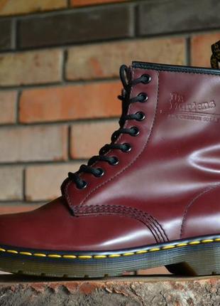 Ботинки dr martens  оригинал кожа  размер 37  стелька 23,5 см (полная 24 см) цена 2800 грн