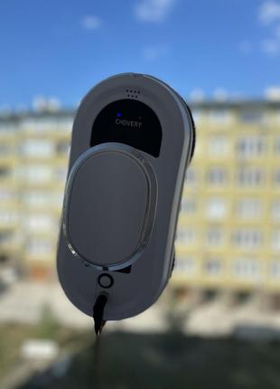 Робот chovery для миття вікон та інших поверхностей