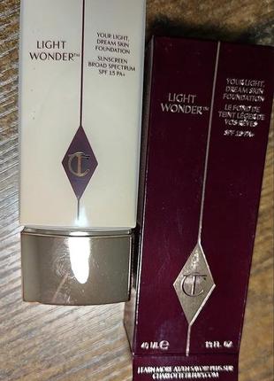 Charlotte tilbury light wonder/тональная основа