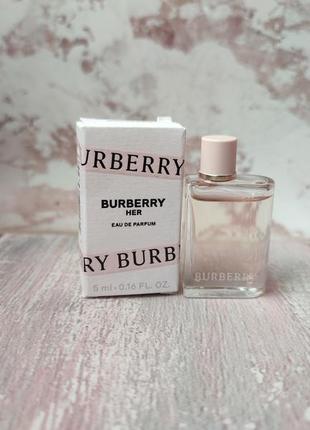 Миниатюра парфюма burberry her