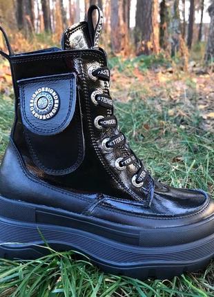 Шикарні зимові черевики constanta 38 розмір 25 см