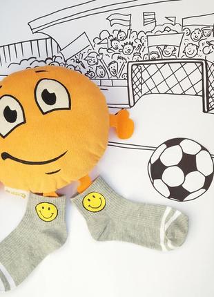 Носки серые с смайликами размер 23-25 новые