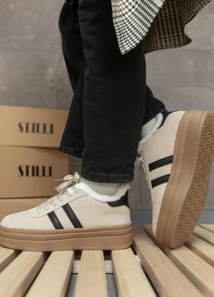 Зимние женские кроссовки