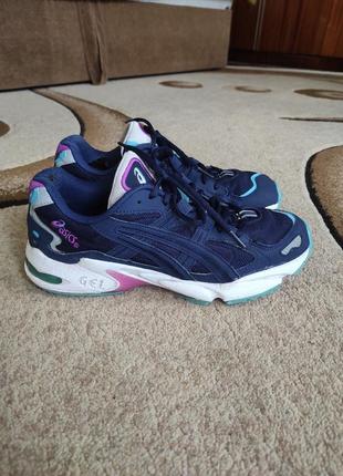 Кросівки asics gel-kayano