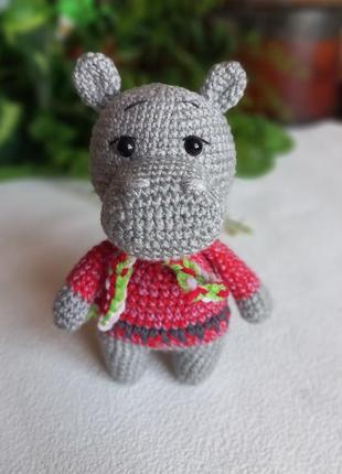 Бегемоти в'язаний іграшкаподарунок