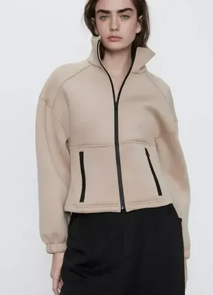 Стильна куртка з непрену zara