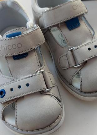Босоніжки chicco
