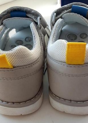 Босоніжки chicco 2