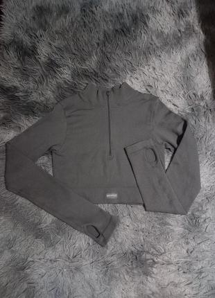 Рашгард/топ с замочком с вырезами на пальцах