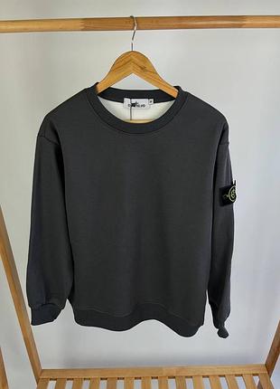 Теплий світшот від stone island дуже стильний та зроблений з високоякісних матеріалів
