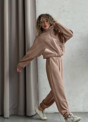 Стильний костюм із мʼякого плюшевого флісу 🥰