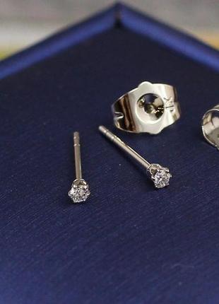 Серьги гвоздики xuping jewelry фианит на шесть креплений 2 мм серебристые