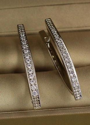 Сережки з медичного сплава стріла доріжка з каменів 3,5см xuping jewelry сріблясті