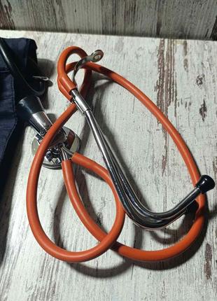 Механический тонометр со стетоскопом