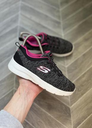 Жіночі спортивні кросівки skechers