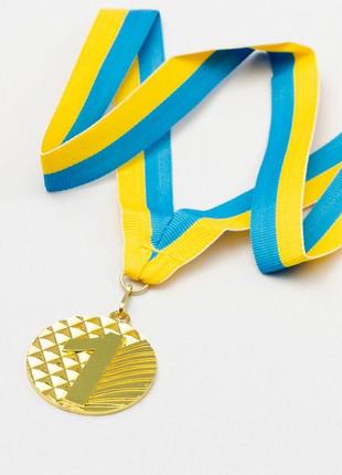 Медаль наградная для бильярда ромб с лентой (1 место, золото)  ø5см